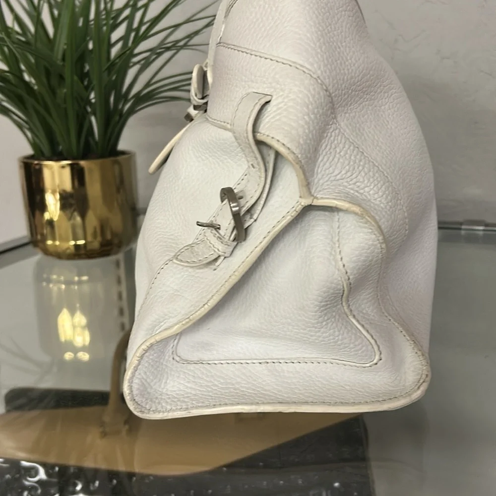 🤍 JIMMY CHOO White Pebbled Bag – Preloved Luxury 🤍